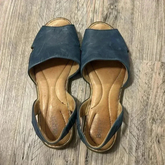 Born Woman's Kibbee Flat Sandals Navy Size:11 - Picture 4 of 8